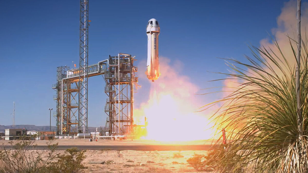 Blue Origin представит пассажиров для 13-го запуска космического корабля