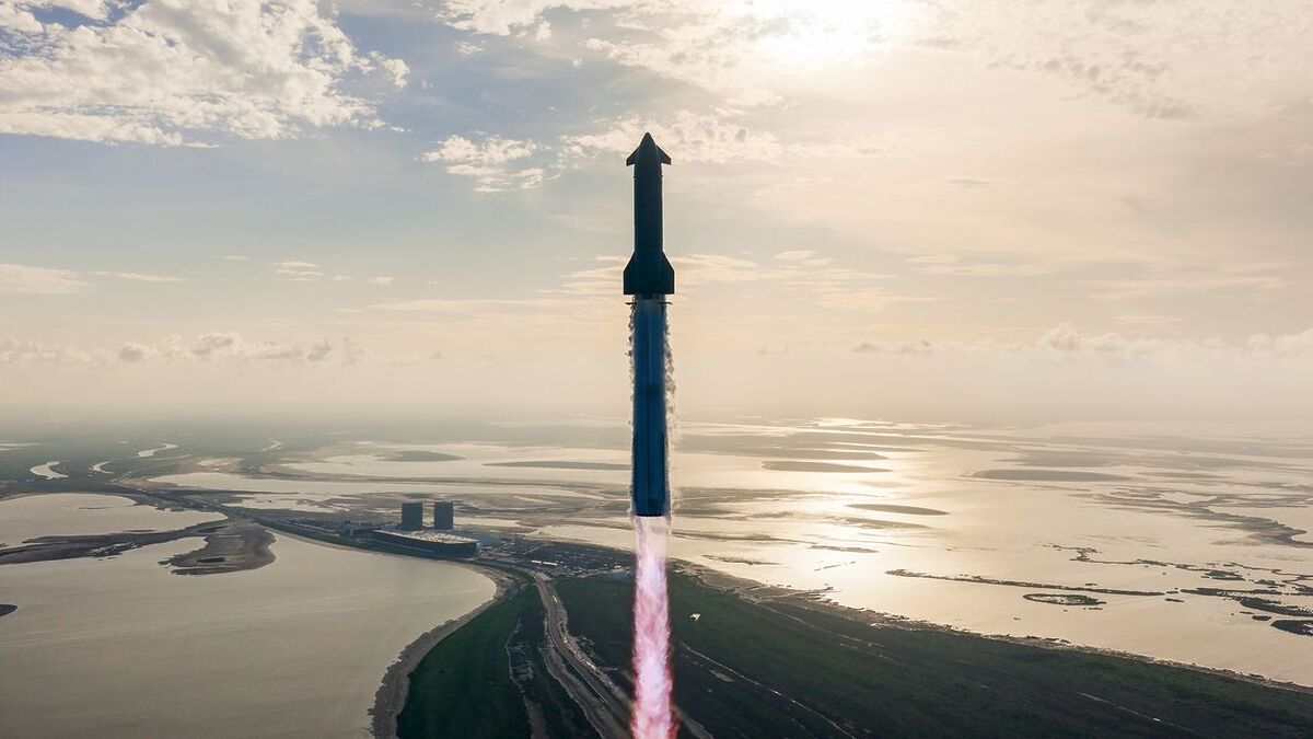 Десятый полёт Starship: прорыв в испытаниях и новые горизоны освоения космоса