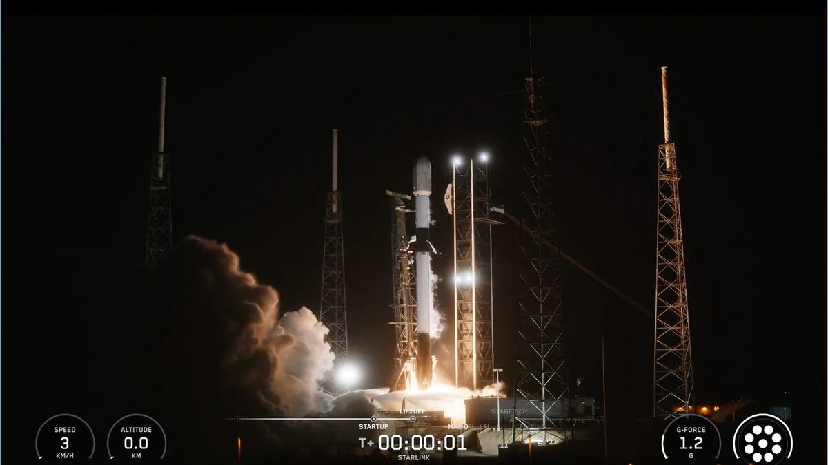 SpaceX наращивает группировку Starlink: очередные 28 спутников выведены на орбиту