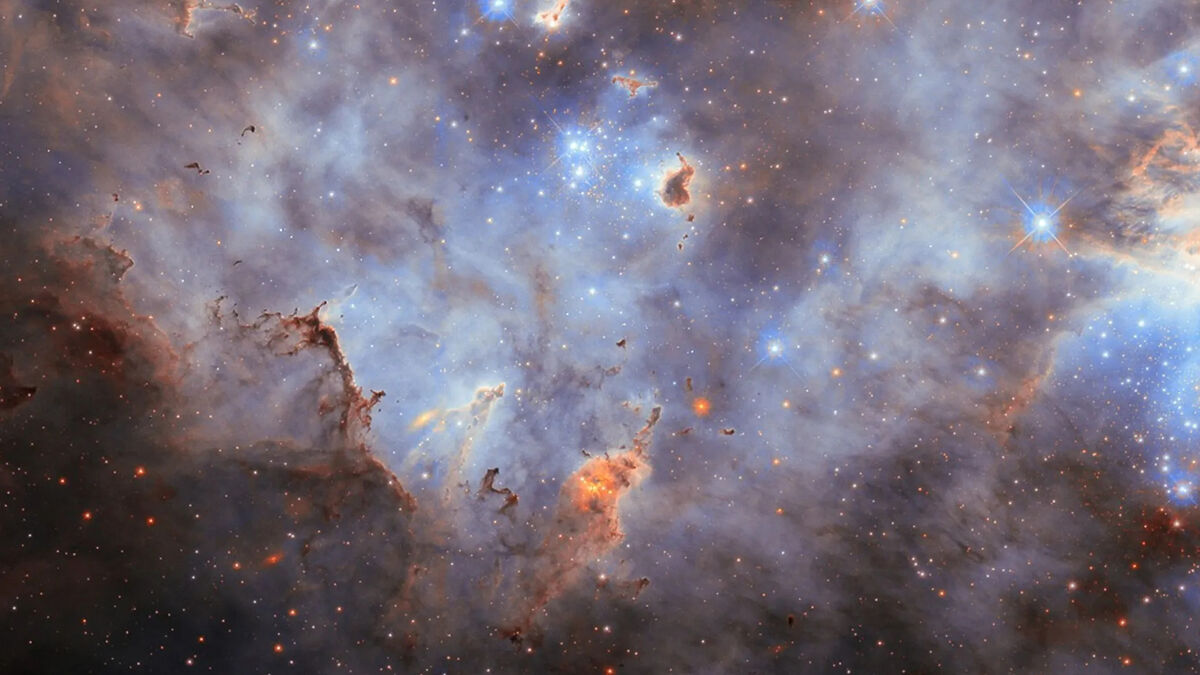 Hubble запечатлел колыбель звезд в соседней галактике